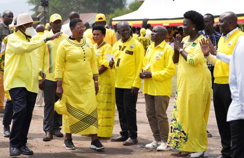 Museveni Pledges to Construct an International Airport in Kasese , Kicks off Rwenzori Campaign Trail